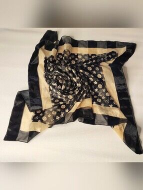 Fashion Large Square Scarf Patterned
